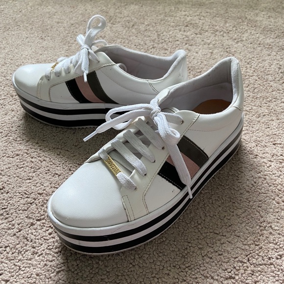 Vizzano white sneakers with little platform - Picture 4 of 6